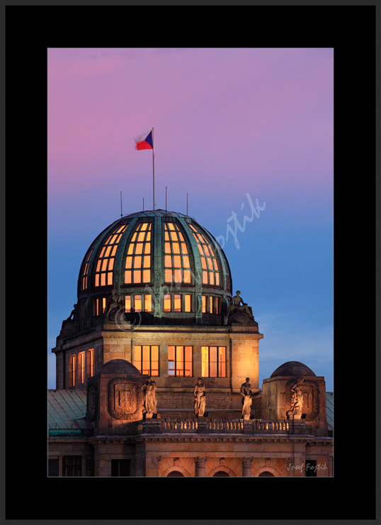 PSD0160275.jpg