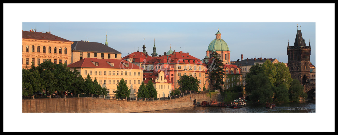 PSD0141233_pan_325.jpg