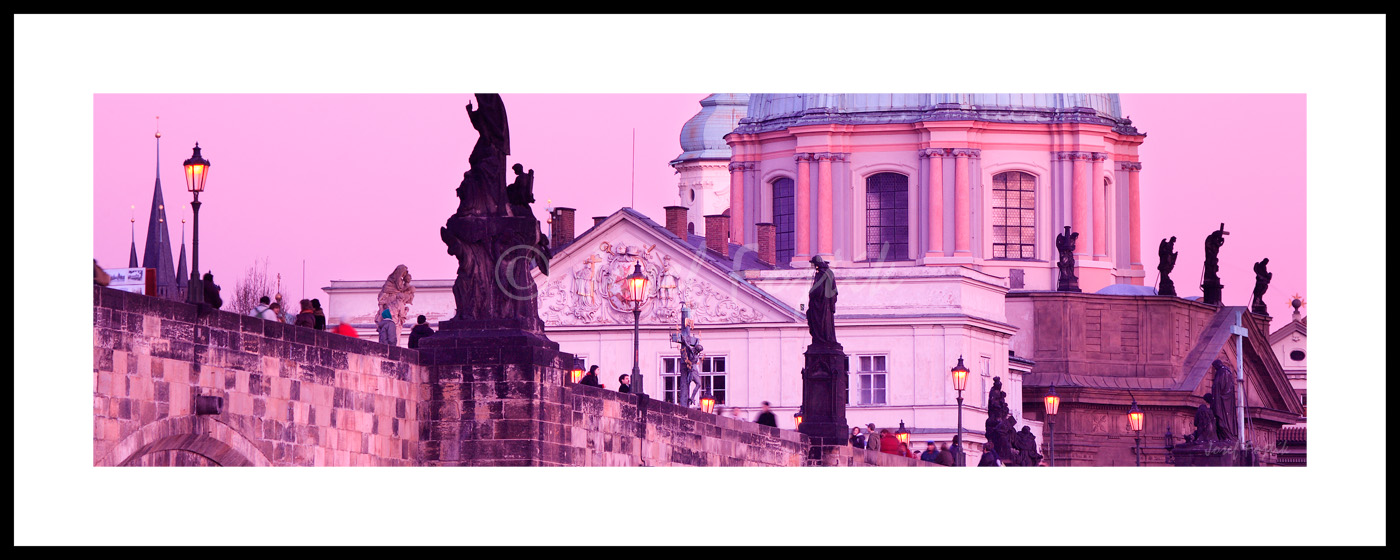 PSD0093650_pan_325_B.jpg