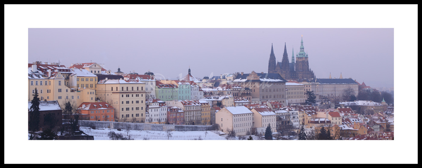 PSD0154483_pan_325.jpg
