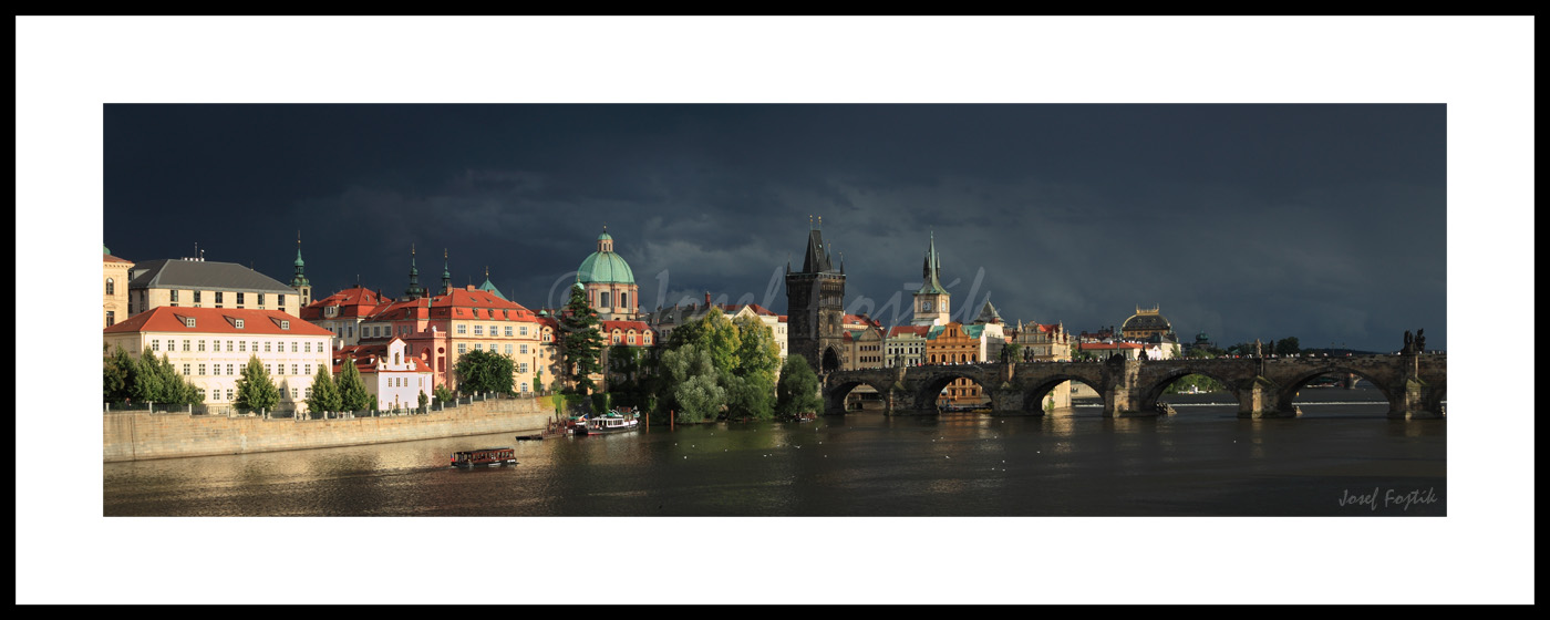 PSD0162042_pan_325.jpg