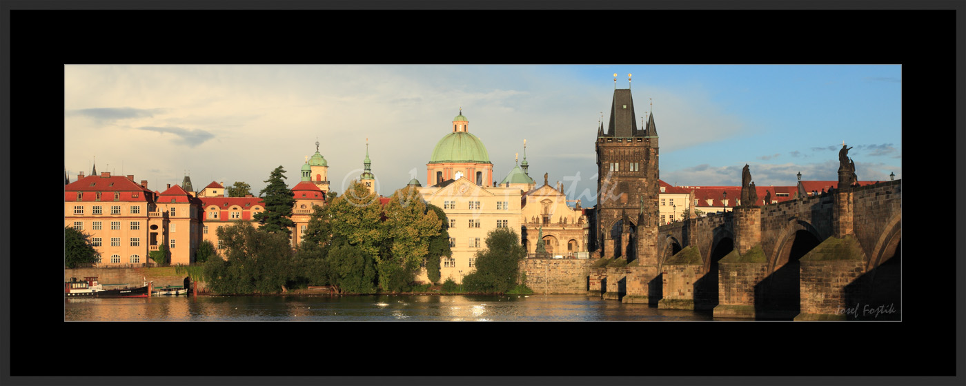 PSD0162436_pan_325.jpg