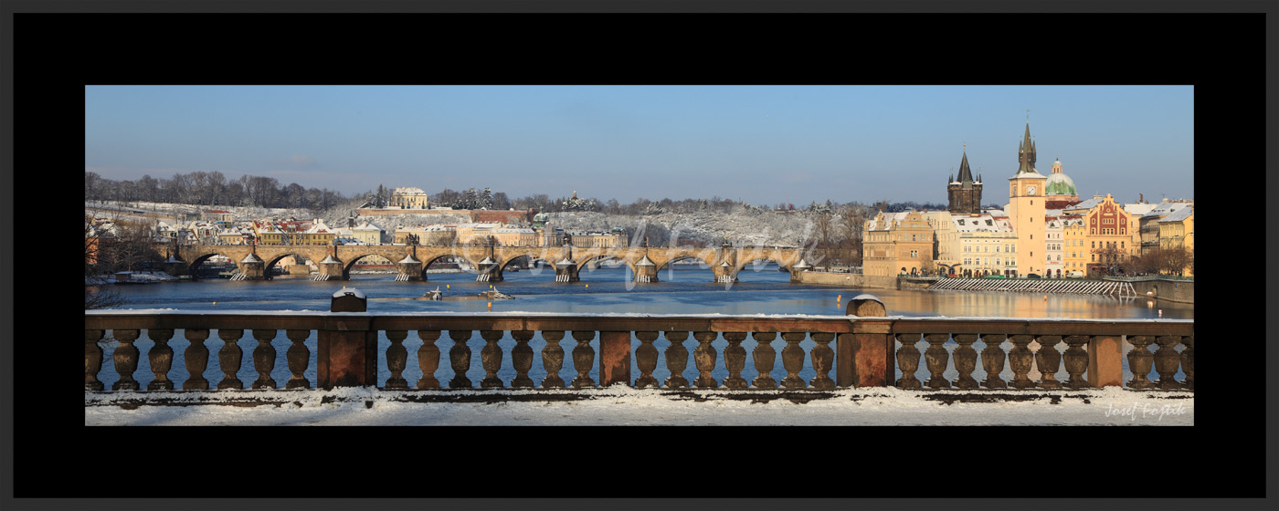 PSD0154205_pan_325.jpg