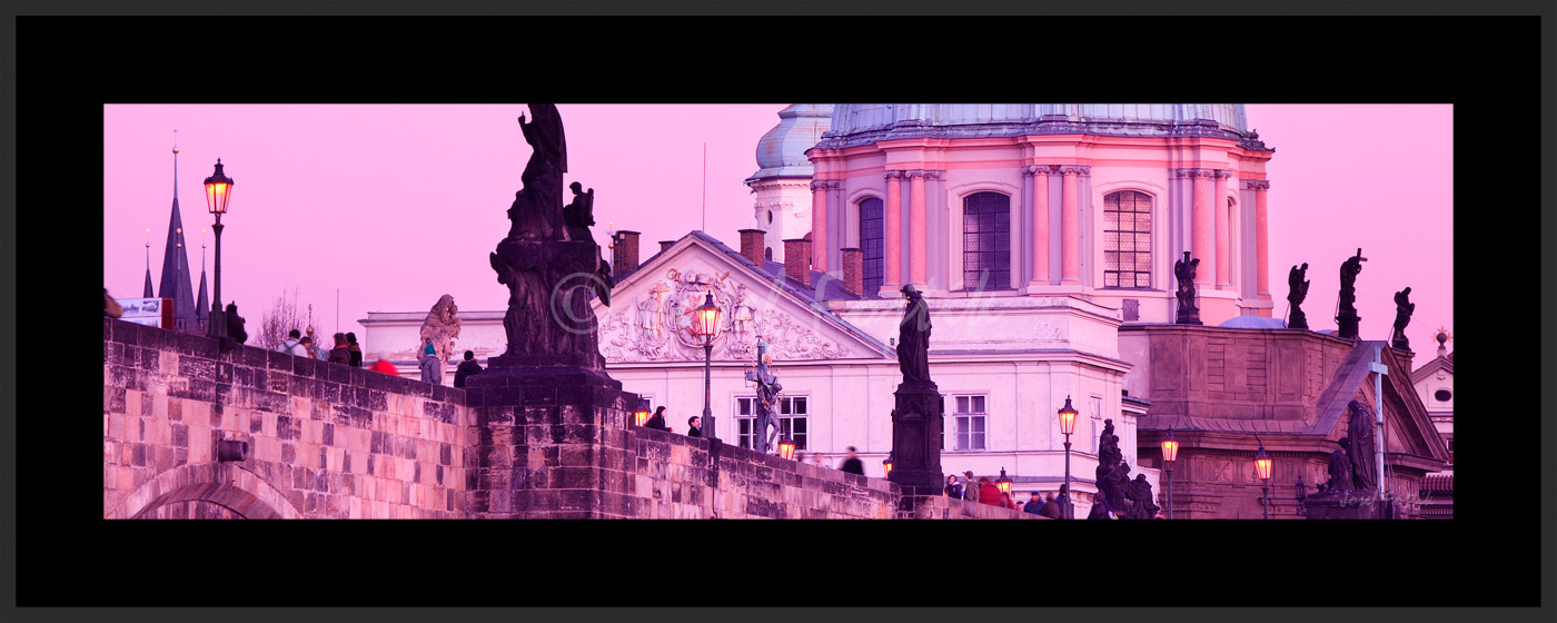 PSD0093650_pan_325_B.jpg