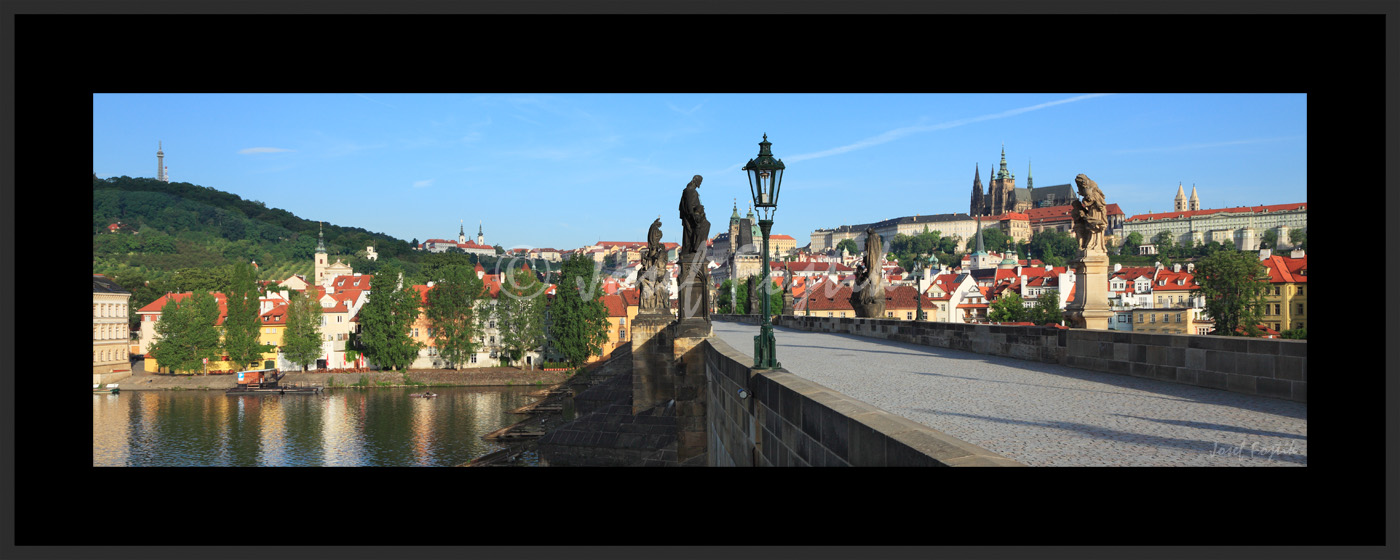 PSD0157531_pan_325.jpg