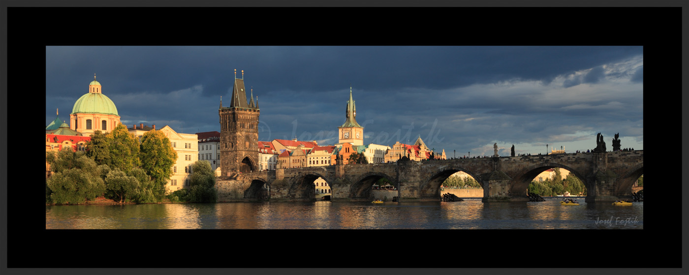 PSD0159382_pan_325.jpg